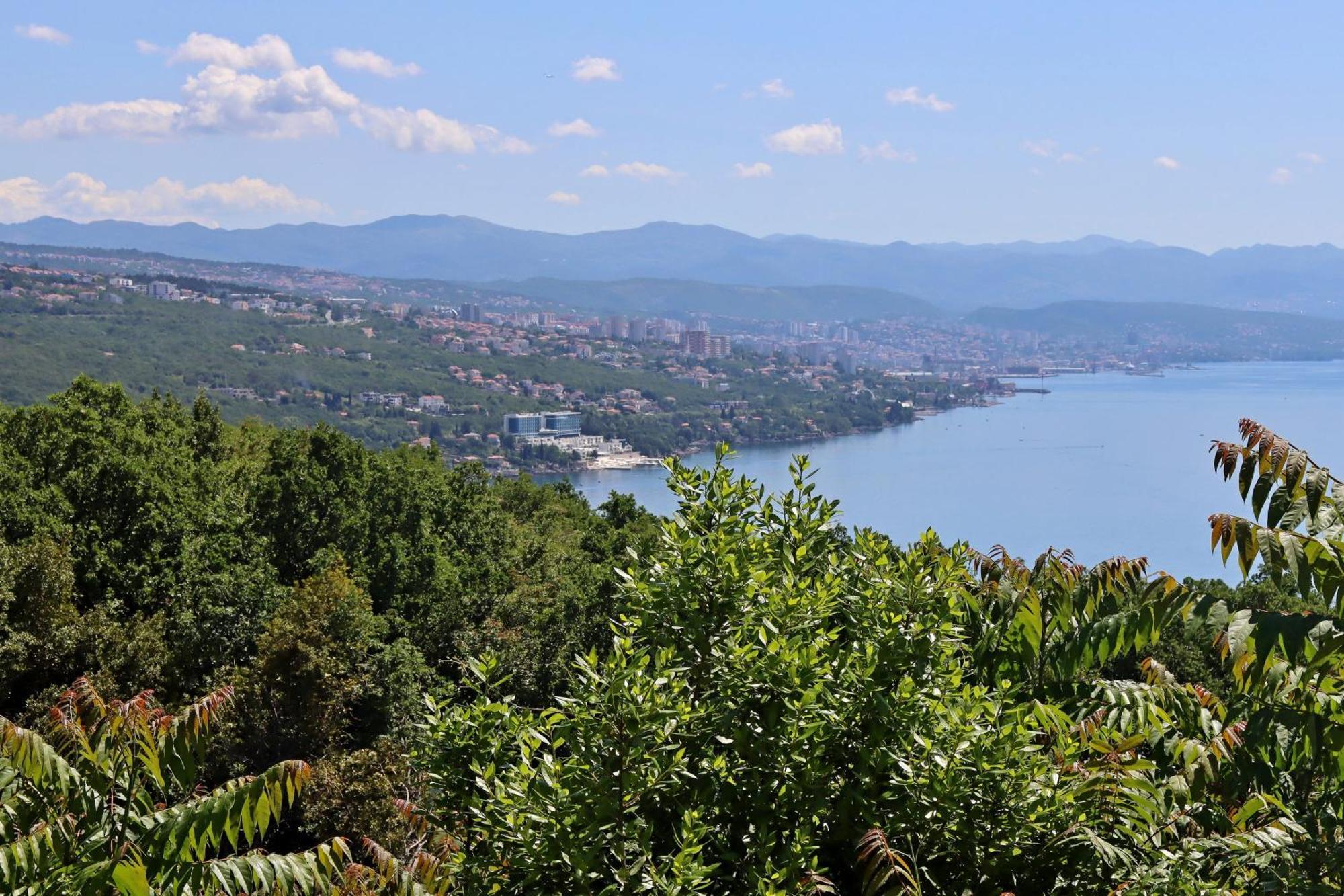 מטולי Apartments With A Parking Space Opatija - Pobri, Opatija - 7813 מראה חיצוני תמונה
