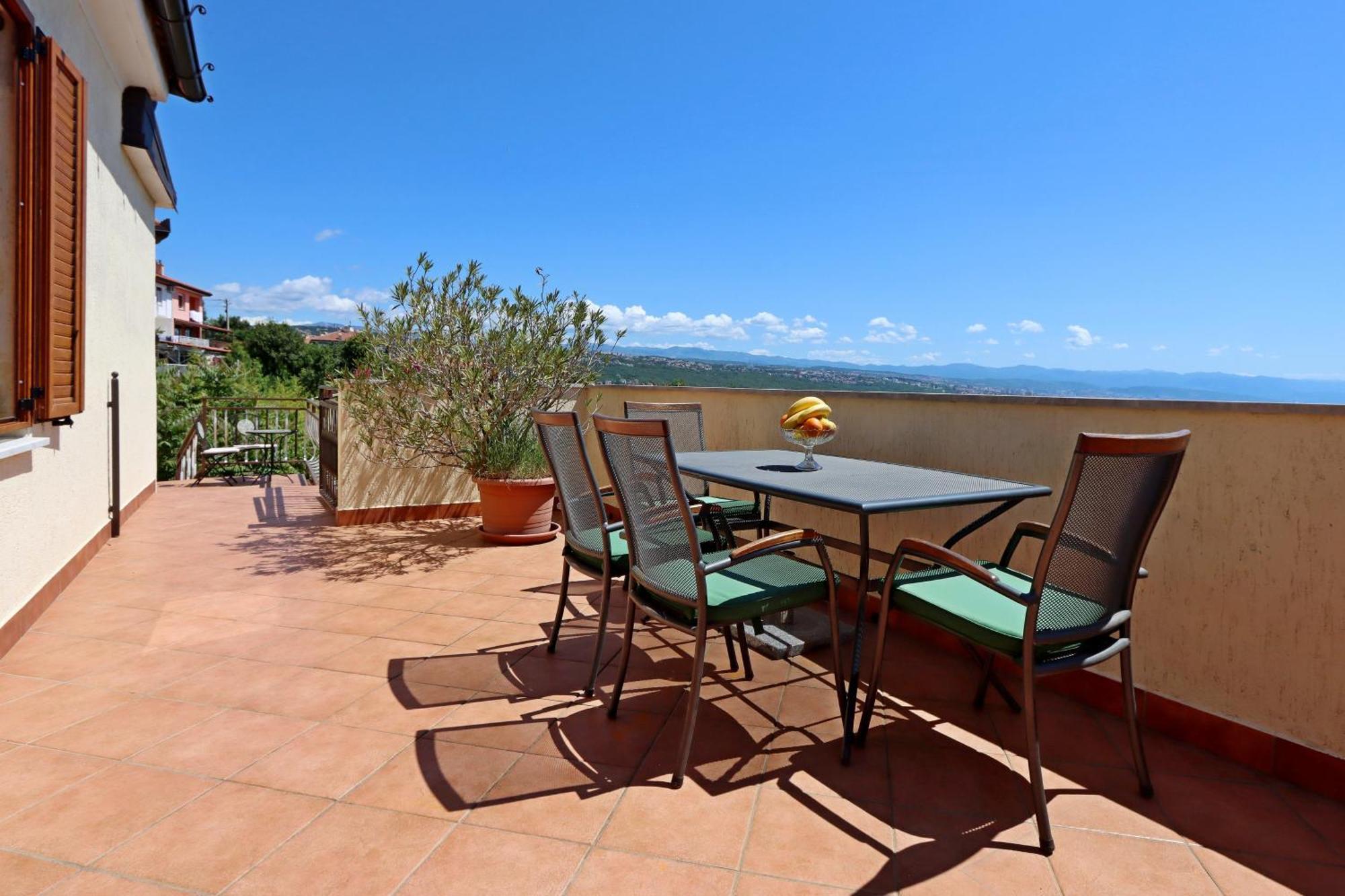 מטולי Apartments With A Parking Space Opatija - Pobri, Opatija - 7813 מראה חיצוני תמונה